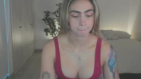 anatalybee online show from 4, 3, 2026