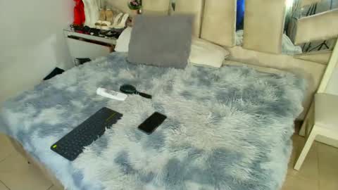 Natalye foster online show from 23, 9, 2025