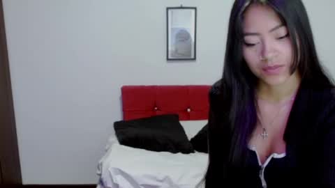 Nataly Escobar online show from 24, 11, 2025