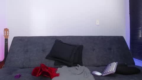   online show from 12, 1, 2026