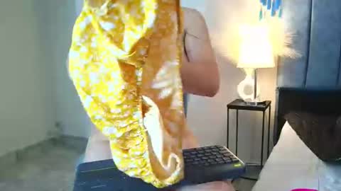 Snapshot of natalyguzman26 chatting on 4, 2, 2026 Nataly online show from 4, 2, 2026