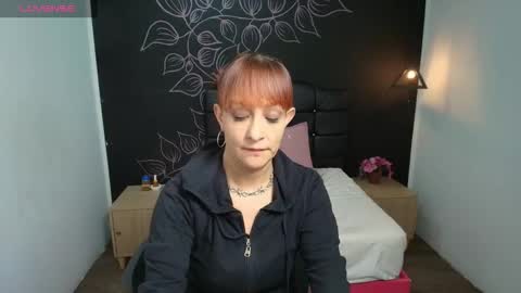 Snapshot of natashamason chatting on 21, 10, 2025 Natasha Mason online show from 21, 10, 2025