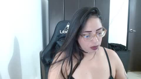 Natasha Smithe  online show from 18, 2, 2025