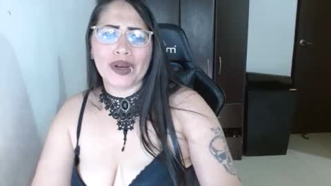 Natasha Smithe  online show from 20, 11, 2025