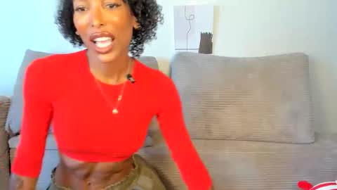 Snapshot of natassiadreamsxxx chatting on 12, 5, 2026 Natassia Dreams online show from 12, 5, 2026