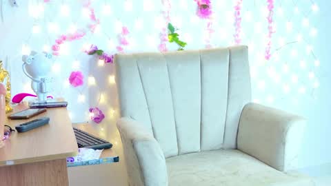 Snapshot of natazhaqueen chatting on 1, 5, 2026 nathalia online show from 1, 5, 2026