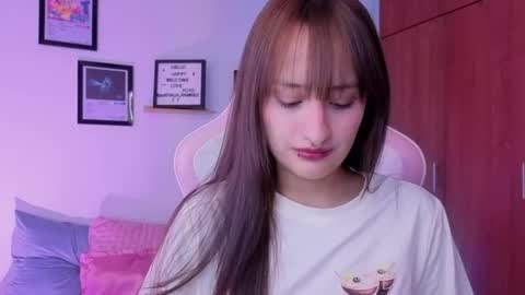 Snapshot of nathalia_ramirez_ chatting on 25, 4, 2026 Nathalia Ramirez online show from 25, 4, 2026