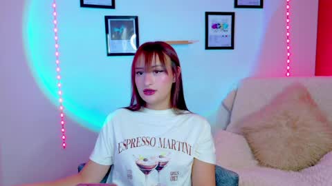 Snapshot of nathalia_ramirez_ chatting on 4, 6, 2026 Nathalia Ramirez online show from 4, 6, 2026