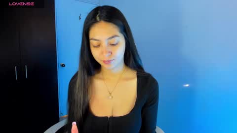 Snapshot of nathalie_rose chatting on 22, 12, 2024 Nathalie online show from 22, 12, 2024