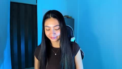 Snapshot of nathalie_rose chatting on 27, 9, 2025 Nathalie online show from 27, 9, 2025