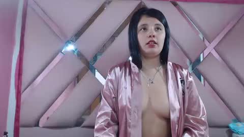 Nathaly sweet online show from 5, 2, 2025