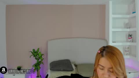 Snapshot of nathalyn05 chatting on 23, 5, 2026 NATHALY online show from 23, 5, 2026