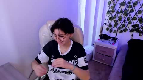 nathalyy_ds online show from 2, 10, 2025