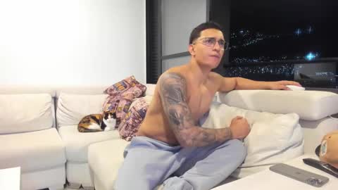 Snapshot of nathan_gross chatting on 4, 2, 2026 nathan_gross online show from 4, 2, 2026