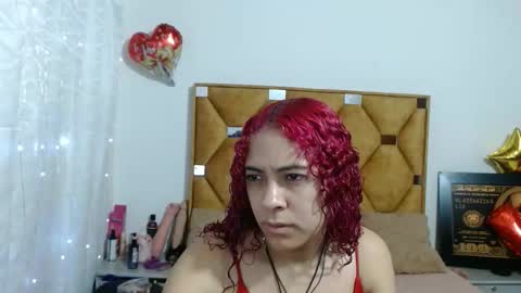 nathy_voyeur online show from 10, 4, 2026