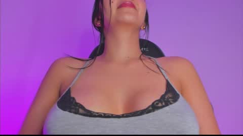 Snapshot of nathyy_garcia chatting on 6, 5, 2026 Nathyy online show from 6, 5, 2026
