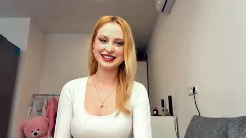 Mia online show from 30, 4, 2026