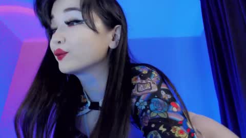 natsumi18 online show from 5, 3, 2025