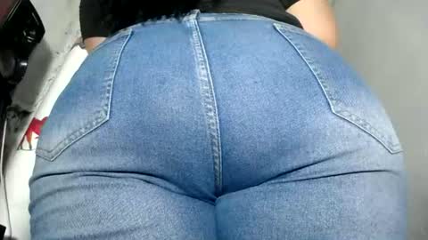 Snapshot of nattasha_foxx chatting on 30, 6, 2026 natalia online show from 30, 6, 2026