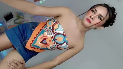 Snapshot of nattayah chatting on 8, 7, 2026 Nathalie smith online show from 8, 7, 2026