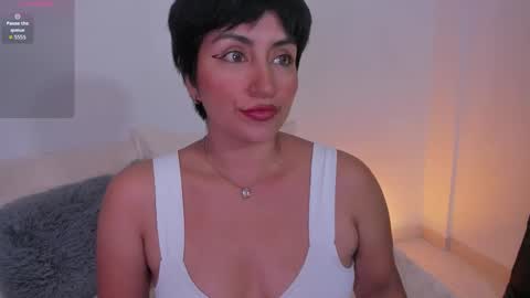Nathalie online show from 14, 12, 2025
