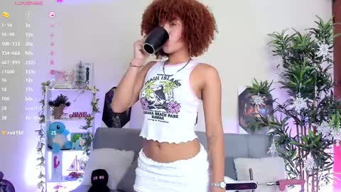 Snapshot of natty_romanof_1 chatting on 12, 12, 2024 natty online show from 12, 12, 2024