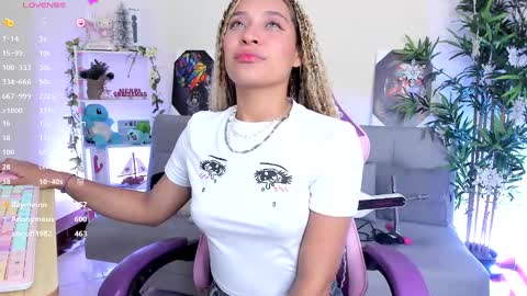 Snapshot of natty_romanof_1 chatting on 9, 1, 2025 natty online show from 9, 1, 2025