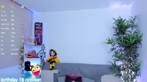 Snapshot of natty_romanof_1 chatting on 15, 10, 2025 natty online show from 15, 10, 2025