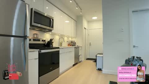 NATTY FIERROS online show from 4, 11, 2025