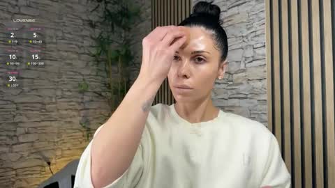 NATTY FIERROS online show from 23, 12, 2025