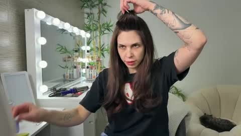 NATTY FIERROS online show from 16, 4, 2026