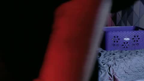 Snapshot of naturaltitss_ chatting on 23, 10, 2025 Gwen online show from 23, 10, 2025