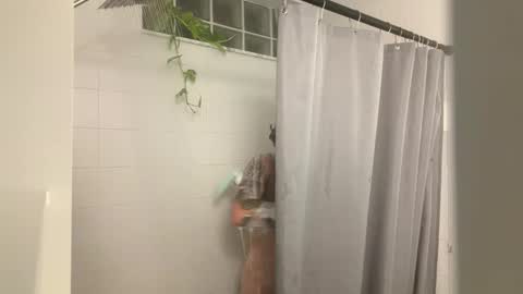 Snapshot of nature_boiii chatting on 4, 11, 2025 nature_boiii online show from 4, 11, 2025