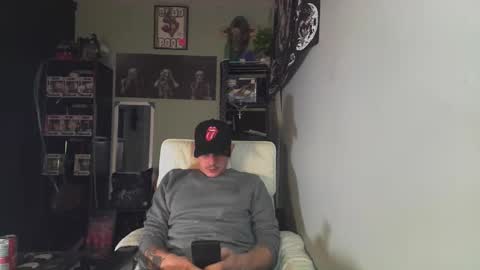 Snapshot of naturesbest951 chatting on 19, 4, 2026 NATURESBEST online show from 19, 4, 2026