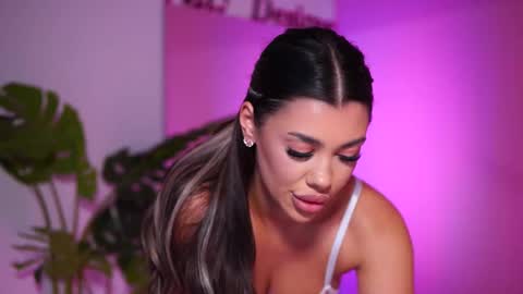 Snapshot of natydesiree chatting on 3, 3, 2025 Naty online show from 3, 3, 2025