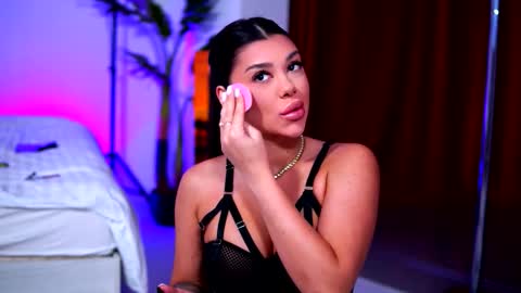 Naty online show from 13, 11, 2025