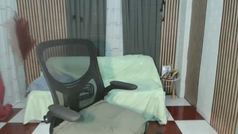 Jelay online show from 24, 2, 2025