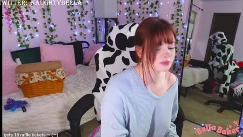 Snapshot of naughty_bella99 chatting on 5, 12, 2024 bella online show from 5, 12, 2024