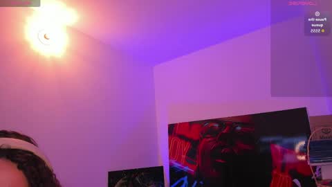 Snapshot of naughty_butt chatting on 27, 5, 2026 Megan online show from 27, 5, 2026