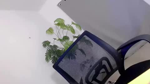 Snapshot of naughty_caroline18 chatting on 10, 4, 2026 Call me Carol online show from 10, 4, 2026
