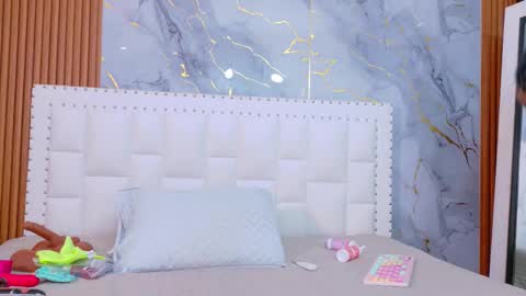 SASHA  online show from 9, 1, 2026