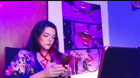 Snapshot of naughty_em_17 chatting on 5, 7, 2026 Em please help me reach 100 thumbs up 3 online show from 5, 7, 2026
