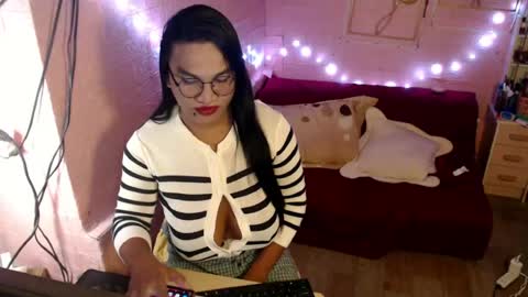 Snapshot of naughty_lorien143 chatting on 25, 7, 2026 naughty_lorien143 online show from 25, 7, 2026