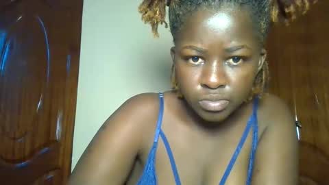 Snapshot of naughty_sluttygal chatting on 24, 9, 2025 Lydiah online show from 24, 9, 2025