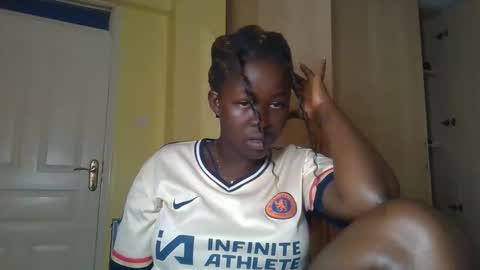 Snapshot of naughty_sluttygal chatting on 5, 10, 2025 Lydiah online show from 5, 10, 2025