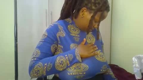 Snapshot of naughty_sluttygal chatting on 20, 10, 2025 Lydiah online show from 20, 10, 2025