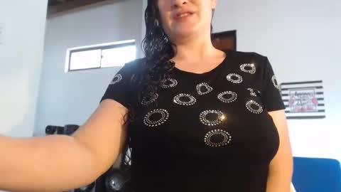 Snapshot of naughty_woman4u chatting on 11, 12, 2024 Lilith online show from 11, 12, 2024