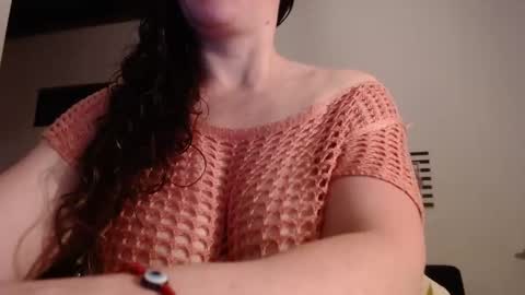 Snapshot of naughty_woman4u chatting on 21, 12, 2024 Lilith online show from 21, 12, 2024