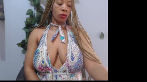 Snapshot of naughty_xxbunny chatting on 2, 3, 2025 beauty online show from 2, 3, 2025