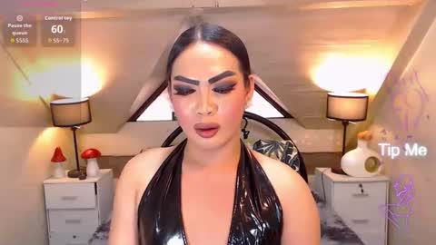 naughtyfridah online show from 8, 6, 2026